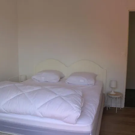 Le Chant Des Pierres - En Coeur De דירה